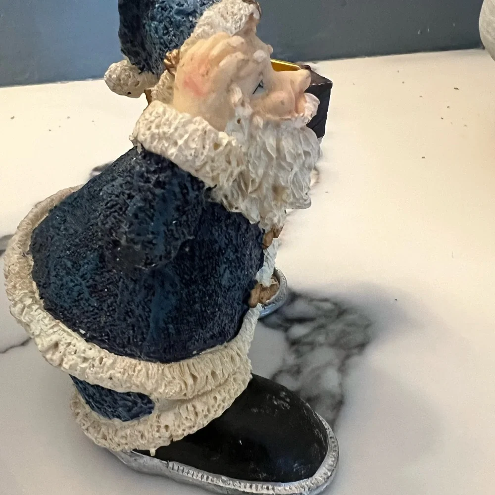 Set of 2 Santa Claus Green/Tan Figurines/Candle Holders FLAW